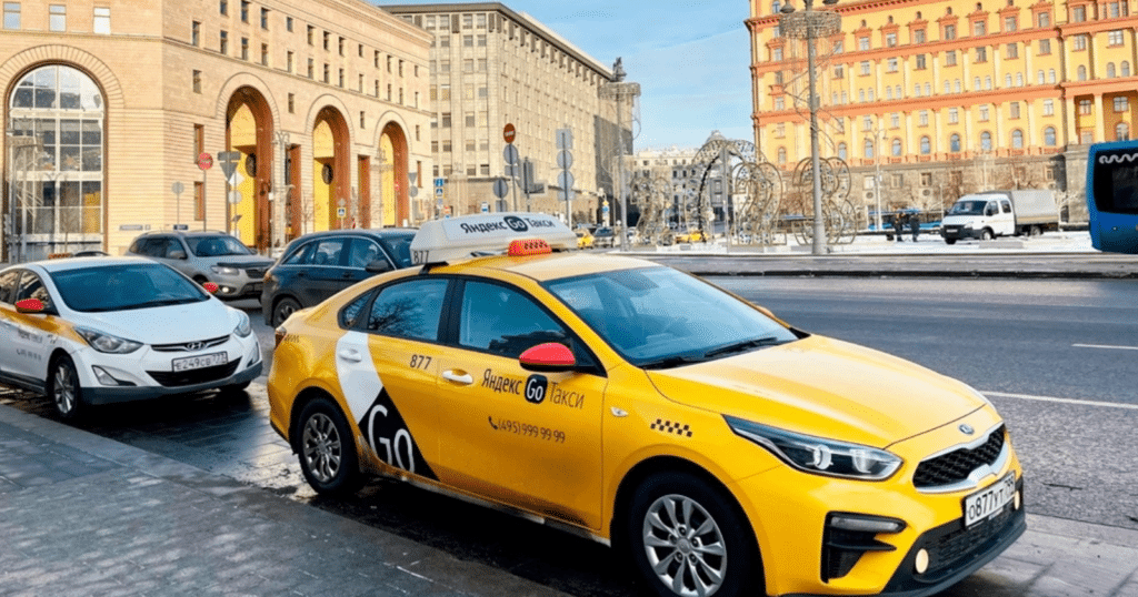 تاكسي المنقف